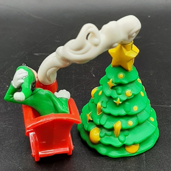 RARE Disney Nestle Christmas Mickey and Minnie Mouse and Goofy Plastic Ornament - Picture 3 of 7